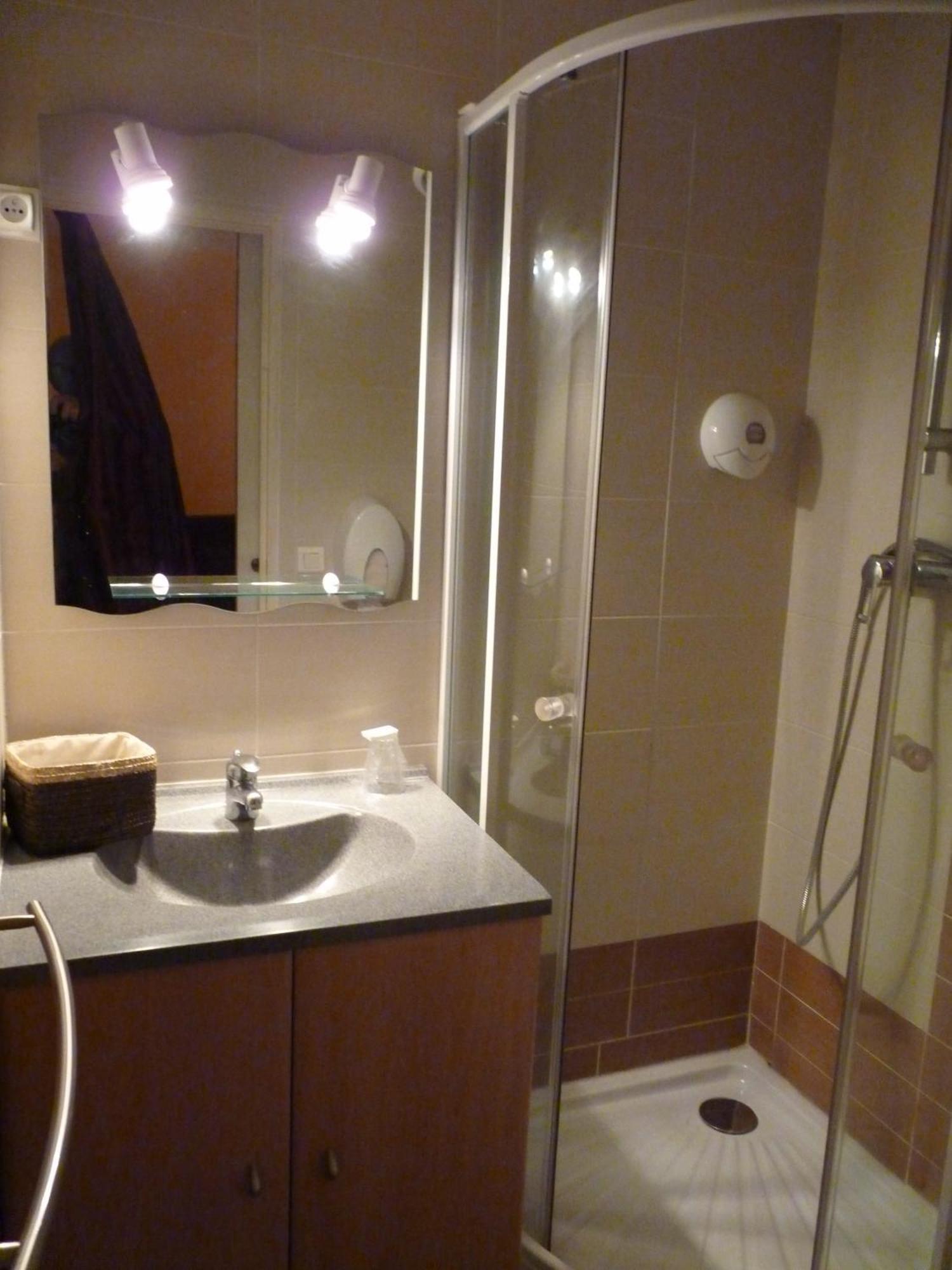 Ad Cyber-Hotel LʼUnion Kültér fotó
